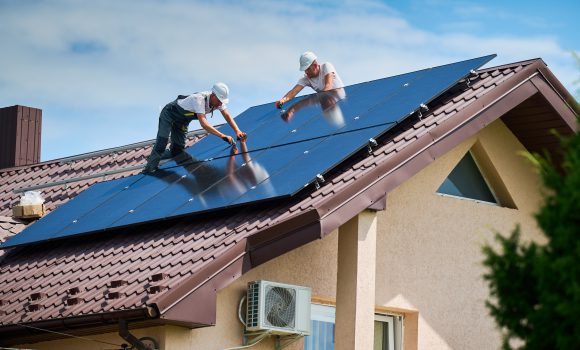 Müstakil Eve Güneş Paneli Nasıl Kurulur ve Gerekli İzinler Nelerdir?